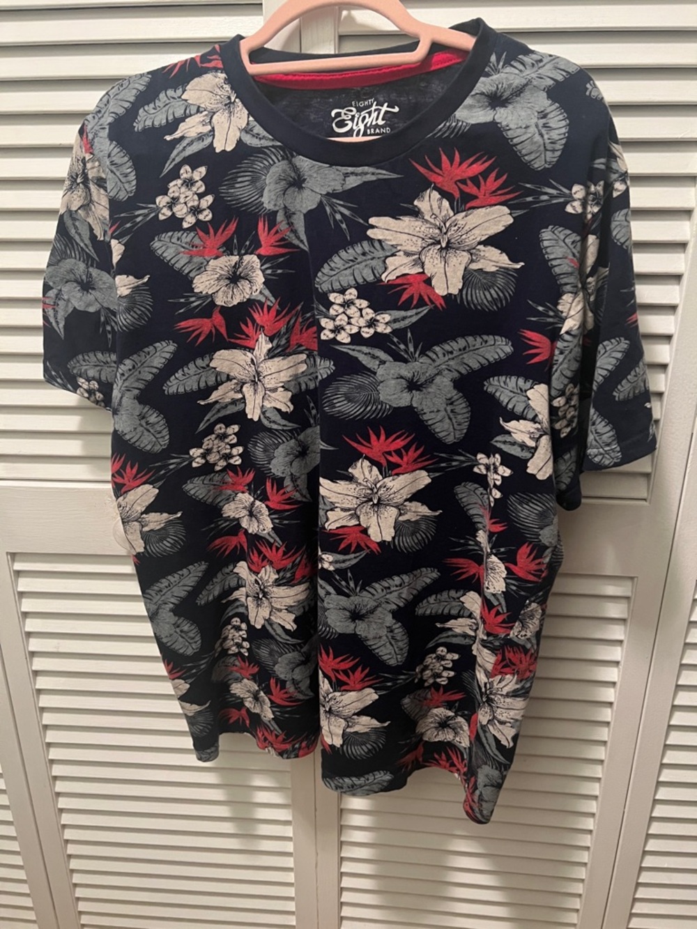 #1828: Unisex’s Eight Brand Navy Floral Hawaiian Tee
